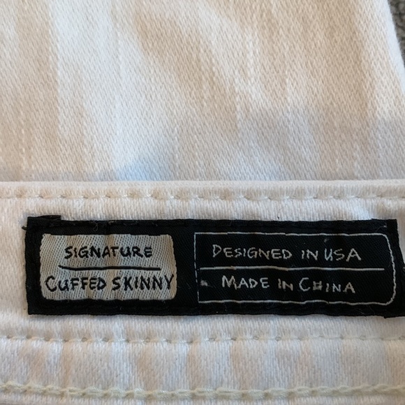 Miss Me Jeans - Picture 6 of 11